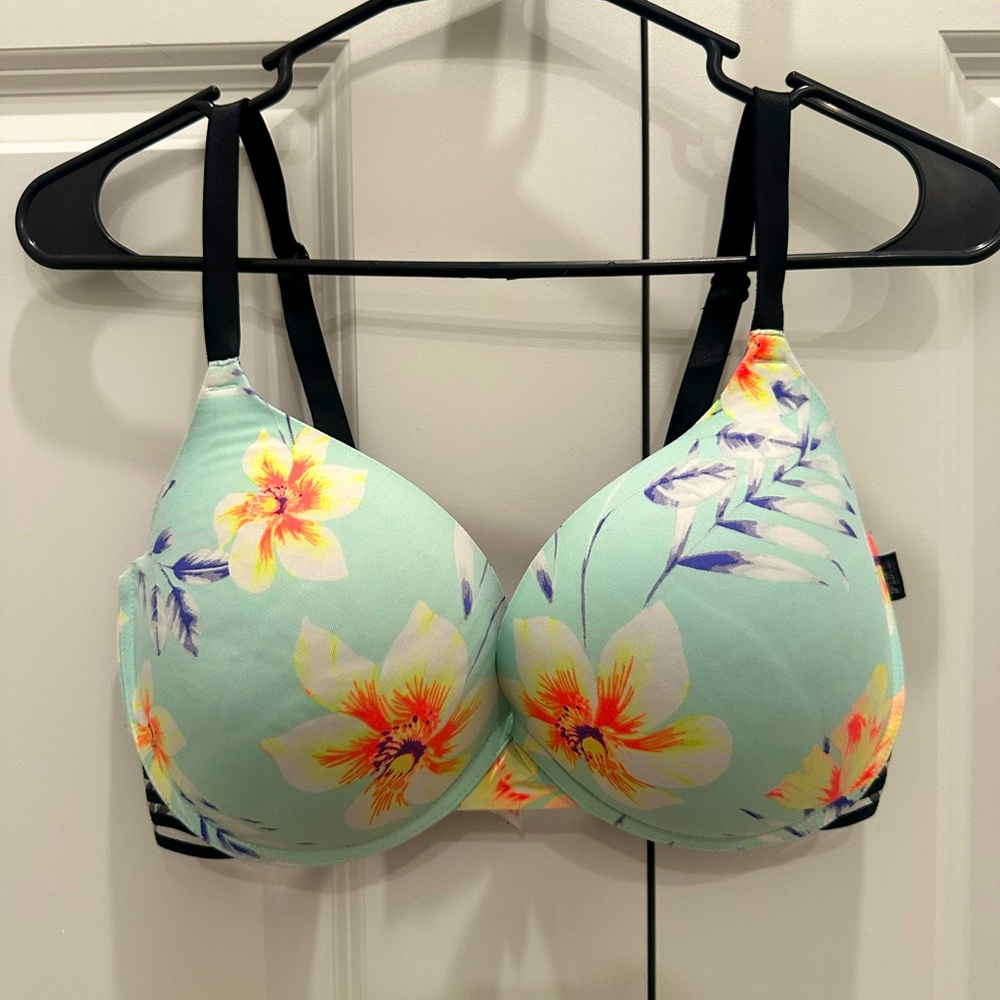 Victorias Secret Bra